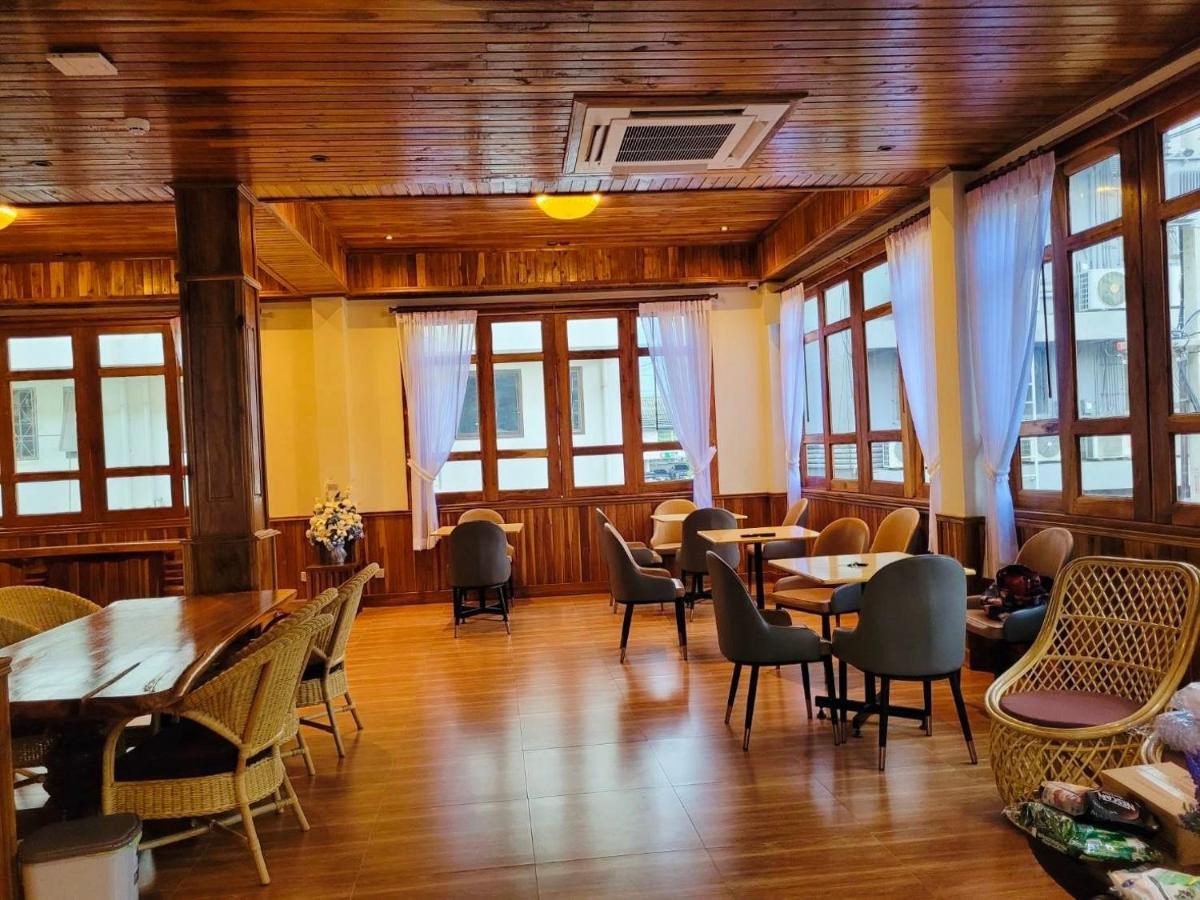 Kum-Chan House Hotel Нан Екстериор снимка