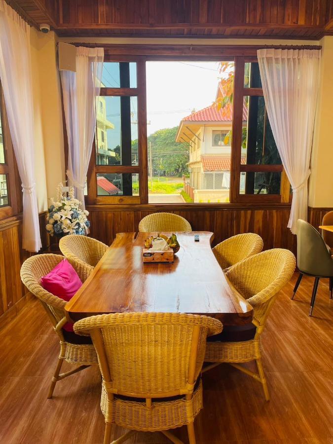 Kum-Chan House Hotel Нан Екстериор снимка