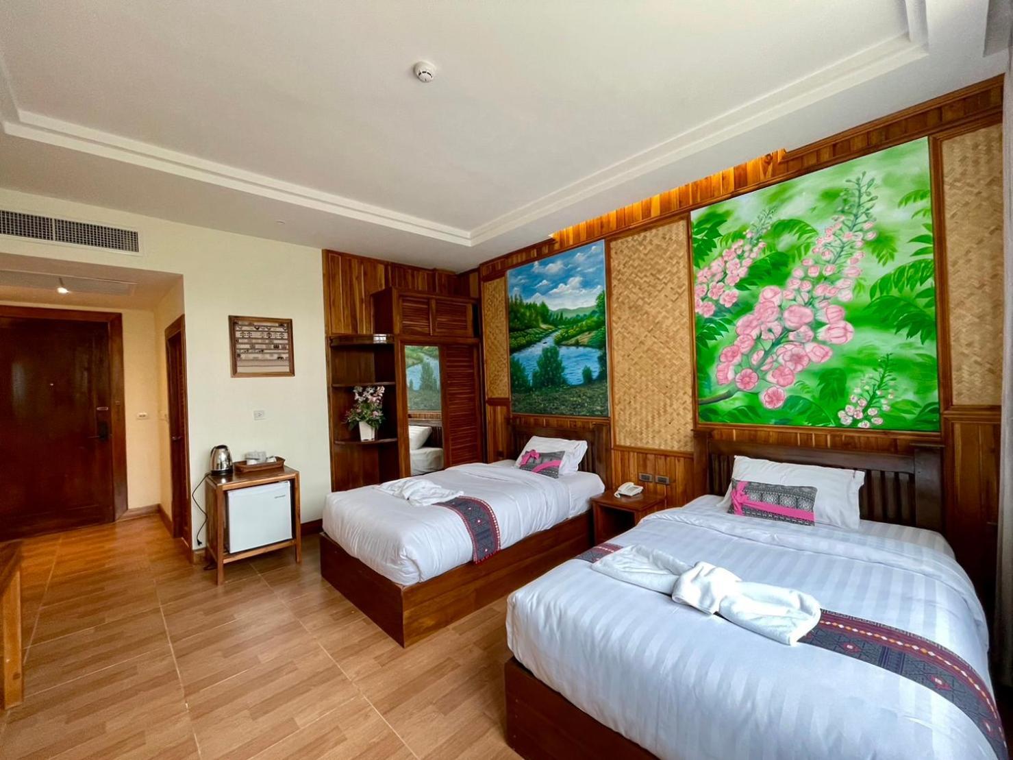 Kum-Chan House Hotel Нан Екстериор снимка